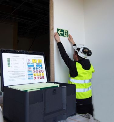 Skiltkoffert for byggeplass